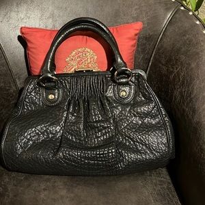 Elliott Lucca sophisticated large doctor’s bag style purse!